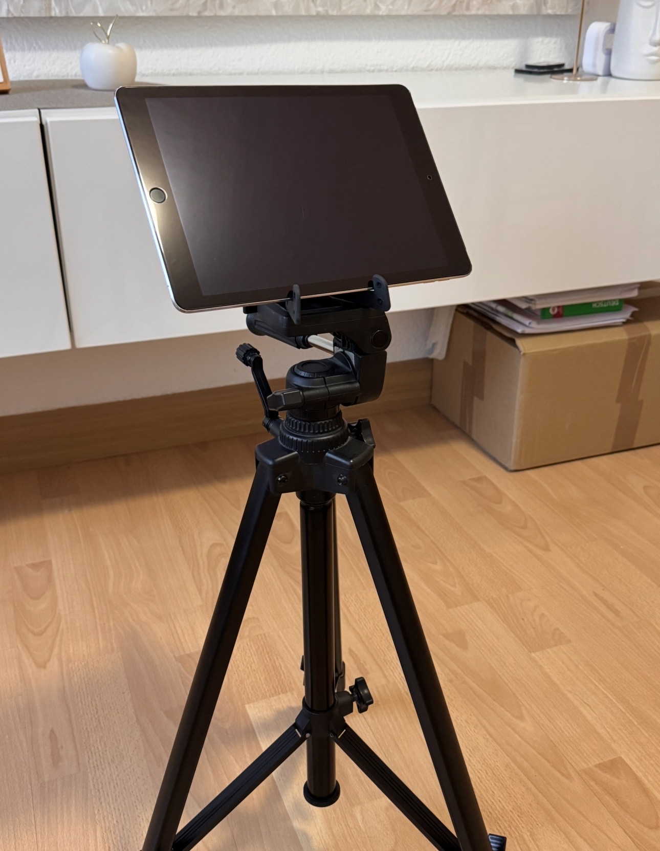 Vendo Trípode Digital Hama • Negociable